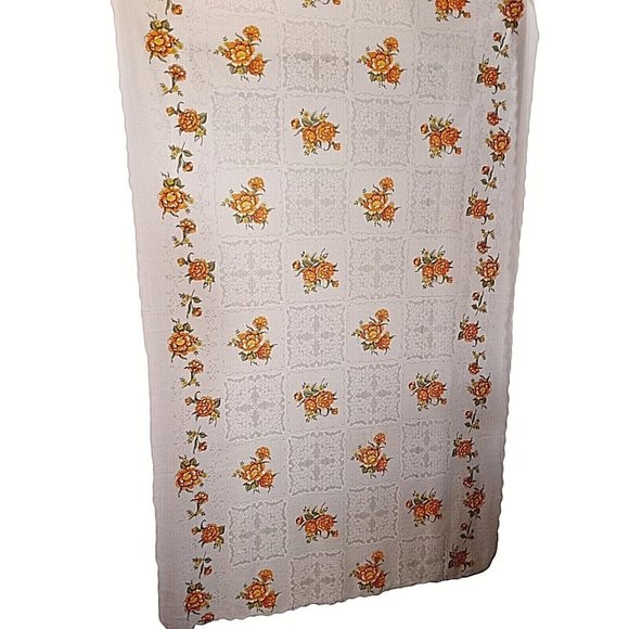 Tablecloth Orange Flowers Scalloped Rectangle 60 x 90" Fall Spring Lacy Look - Picture 1 of 4